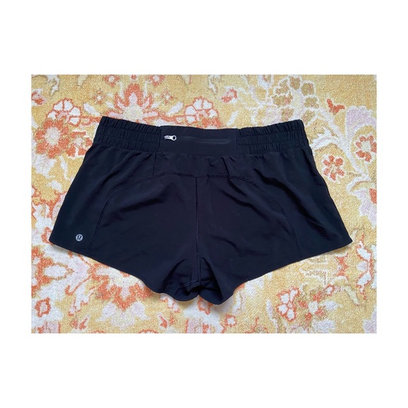 lululemon athletica Pants - Lululemon Tracker Low-Rise Lined Short 3"